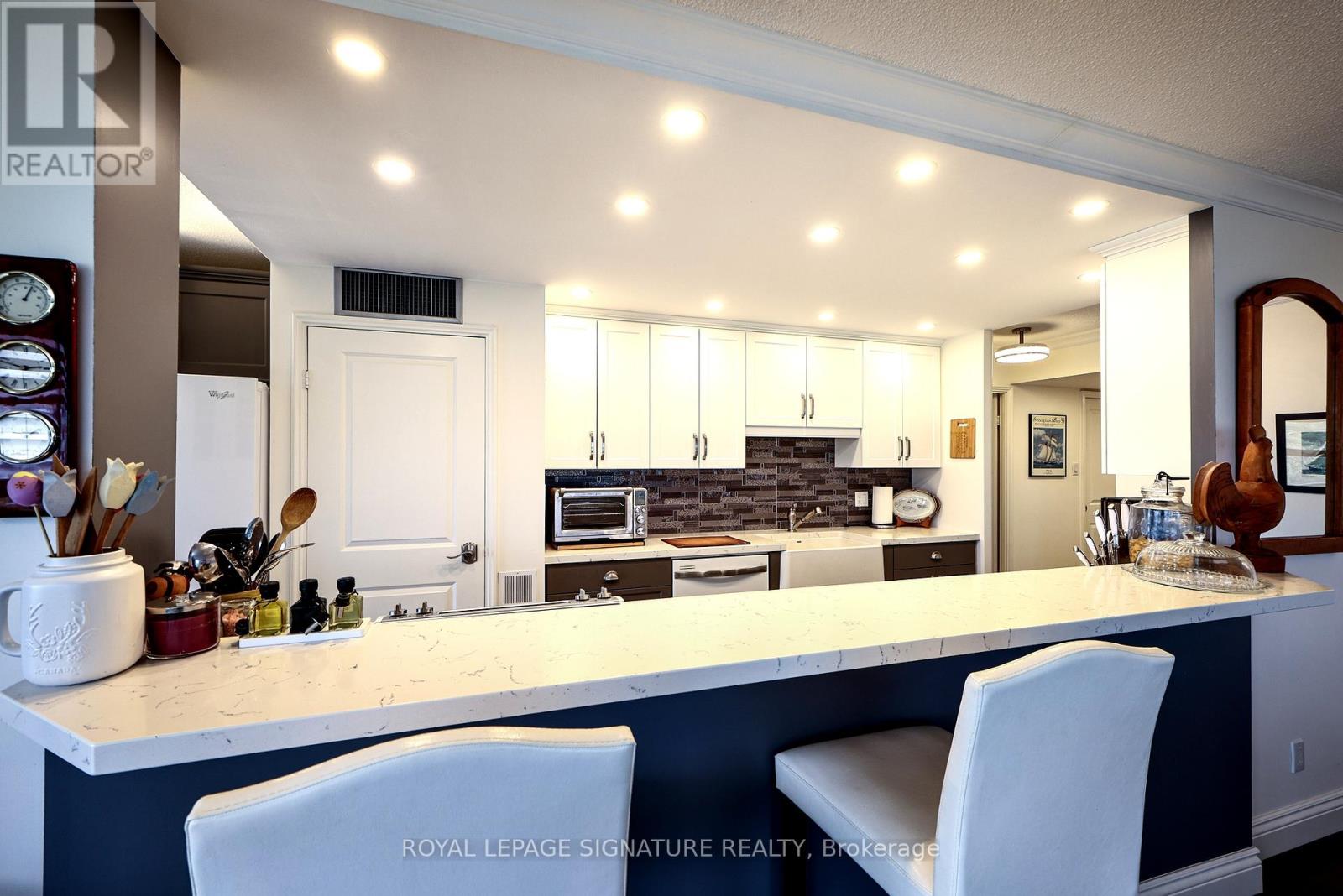 907 - 1300 Bloor Street Property Photo 23