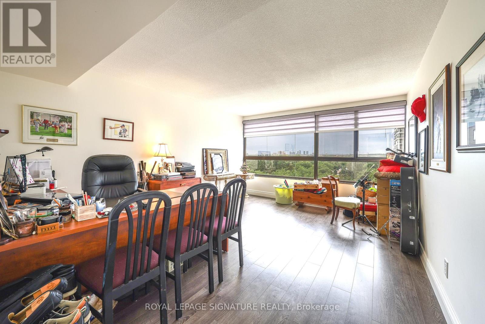 907 - 1300 Bloor Street Property Photo 28