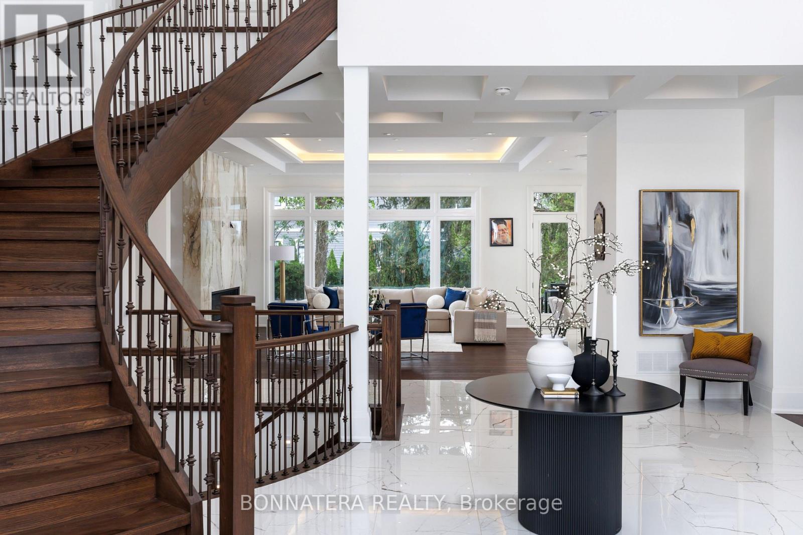 1042 Bridge Road Property Photo 6