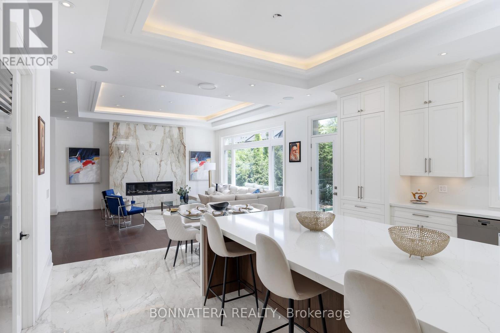 1042 Bridge Road Property Photo 16
