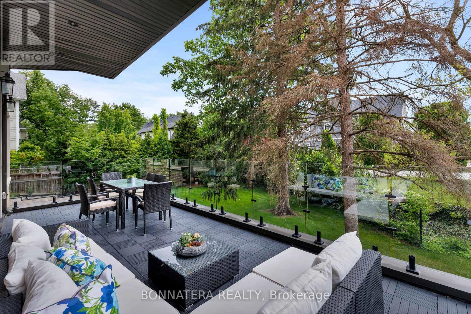 1042 Bridge Road Property Photo 17