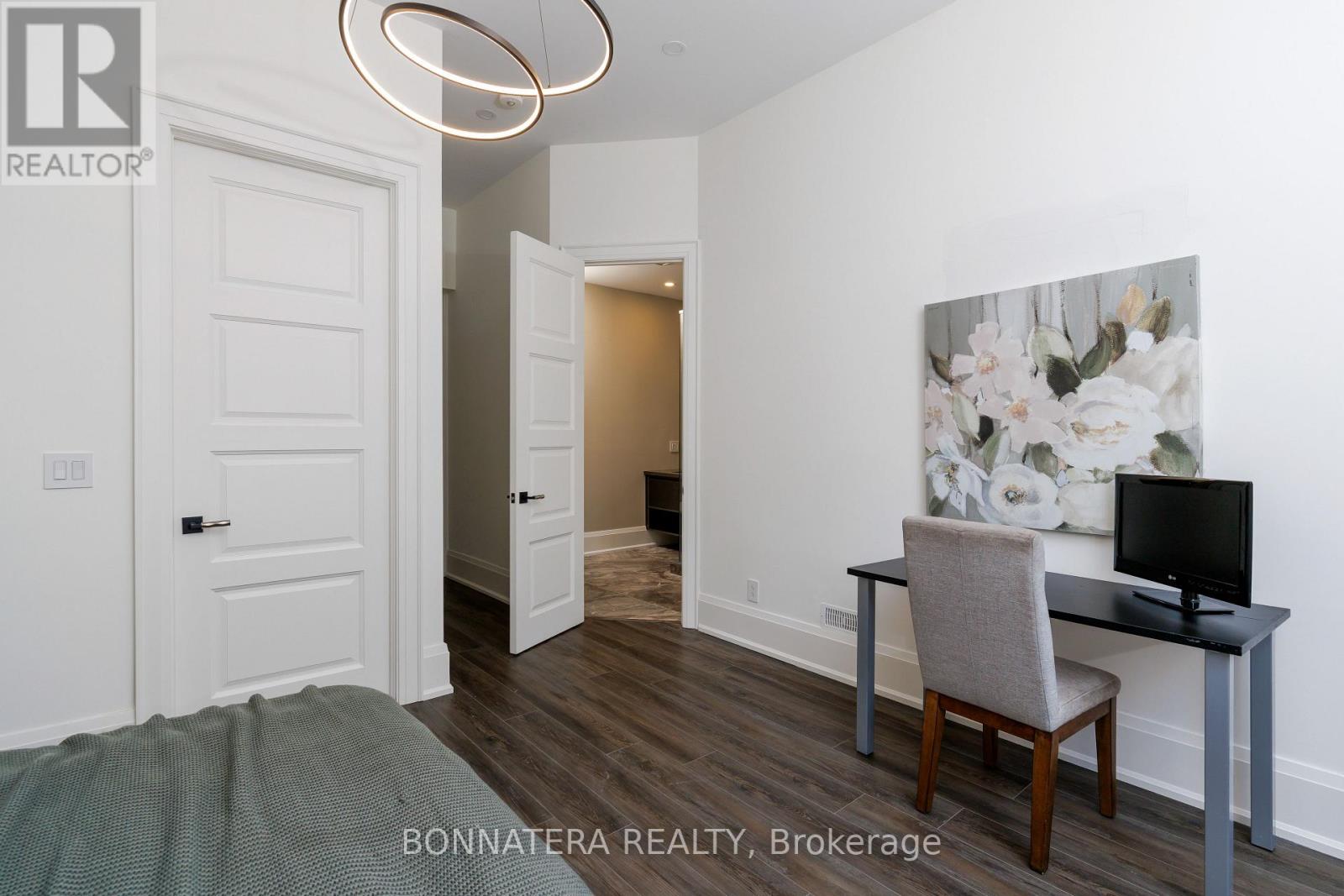 1042 Bridge Road Property Photo 49