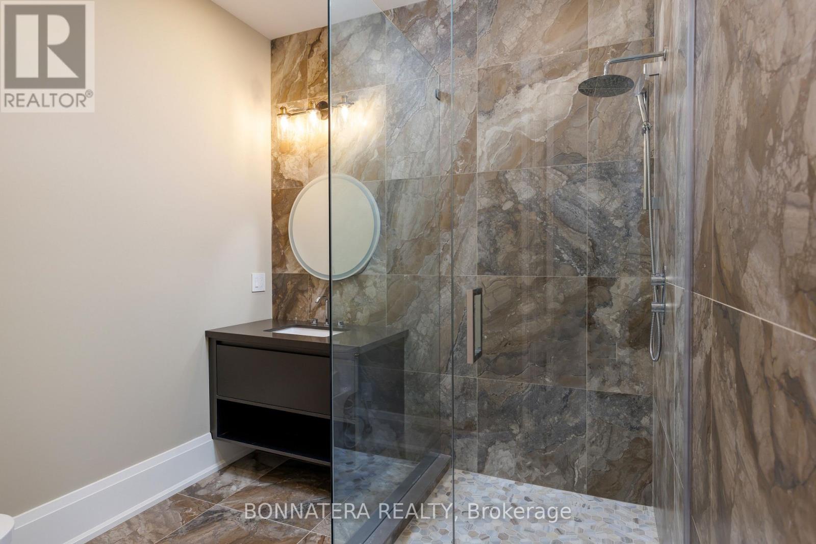 1042 Bridge Road Property Photo 50