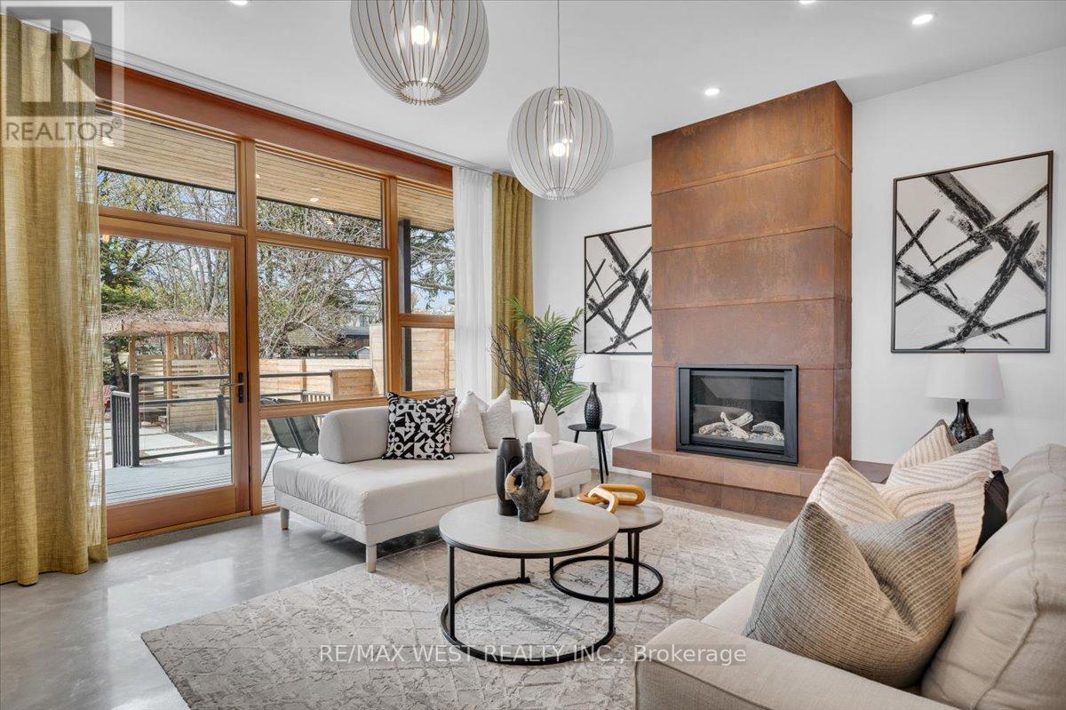 38 SMITHFIELD DRIVE