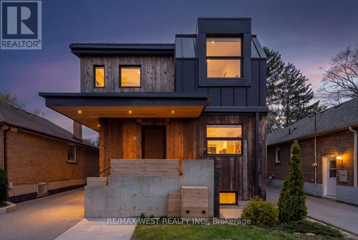 38 SMITHFIELD DRIVE