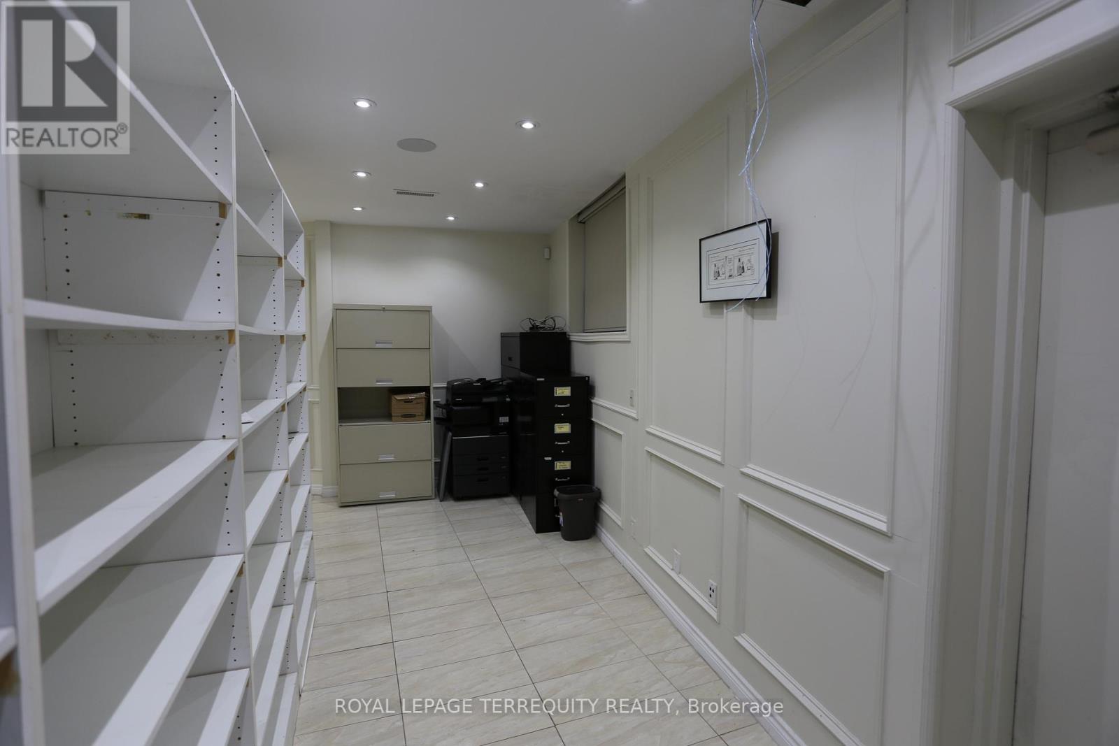 1888 Wilson Avenue Property Photo 8