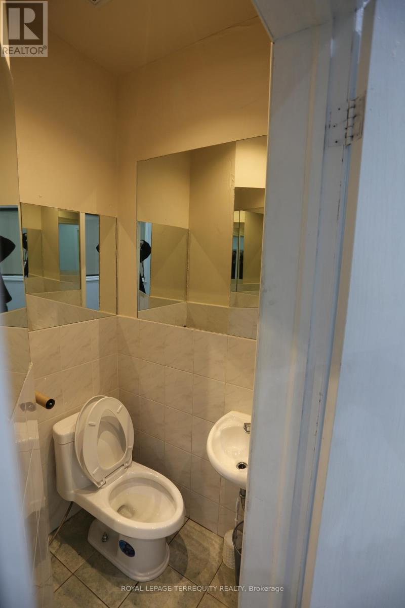 1888 Wilson Avenue Property Photo 36