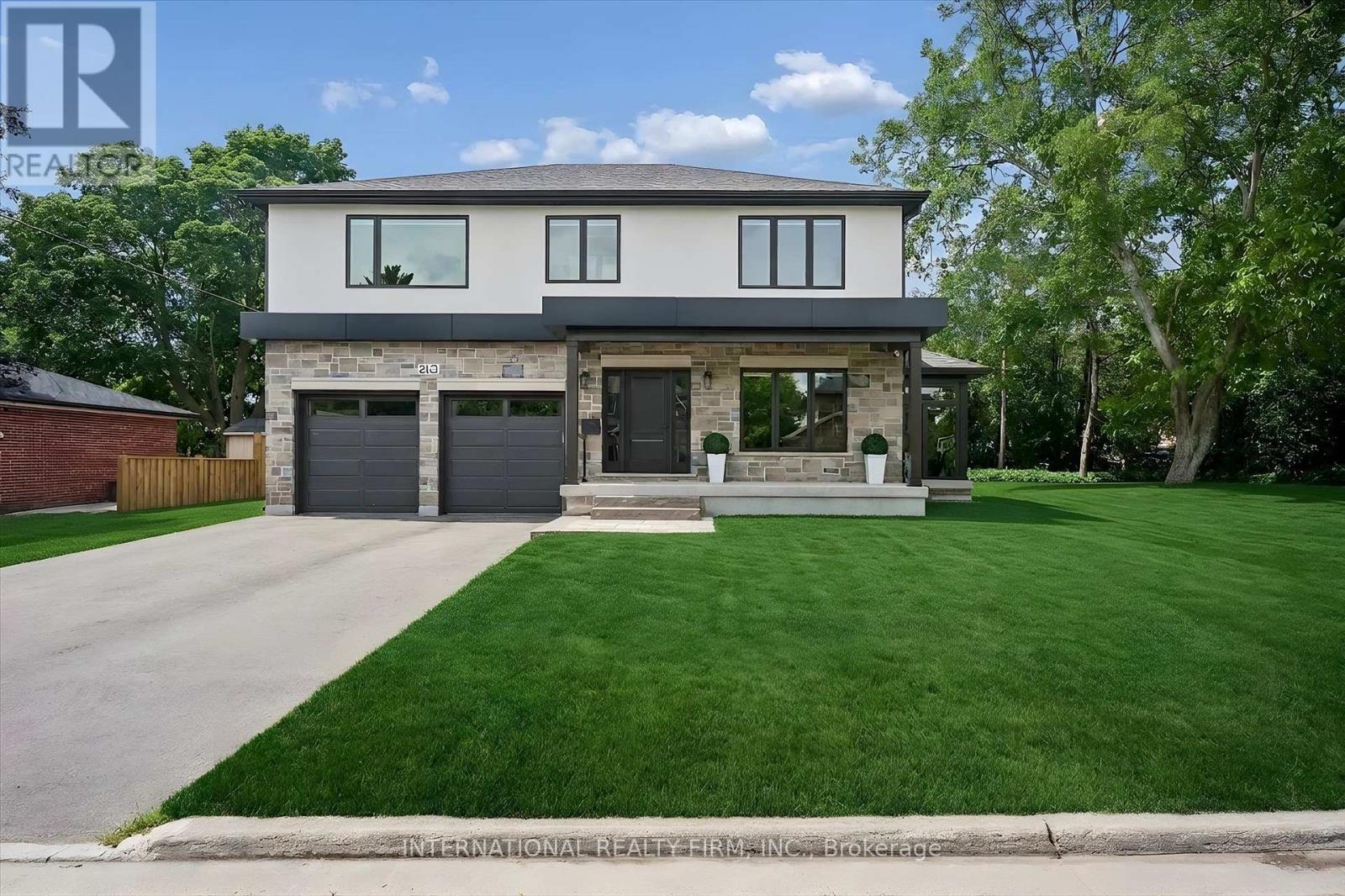 2423 RAYMORE DRIVE
