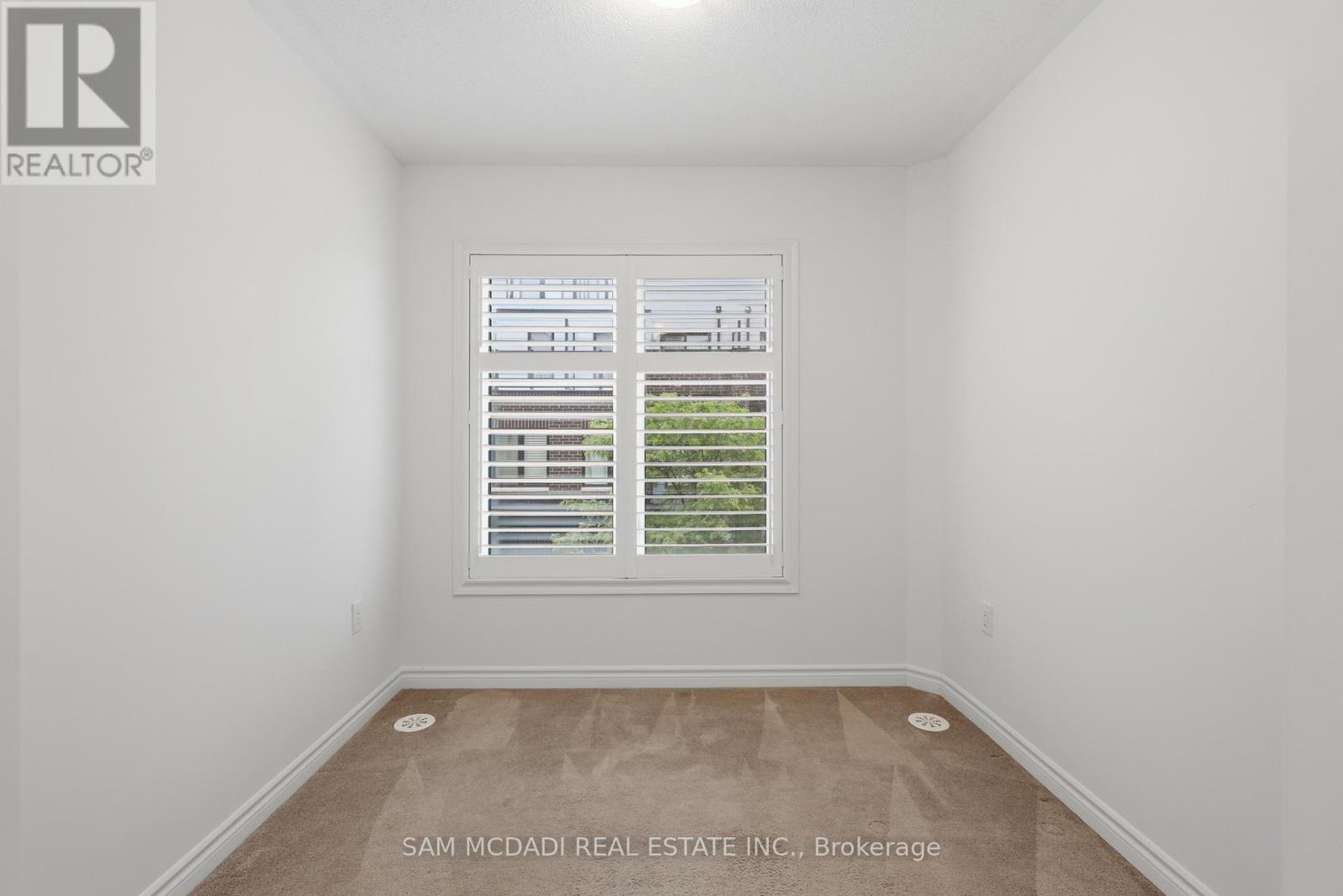 6 - 2285 Mcnab Lane Property Photo 14