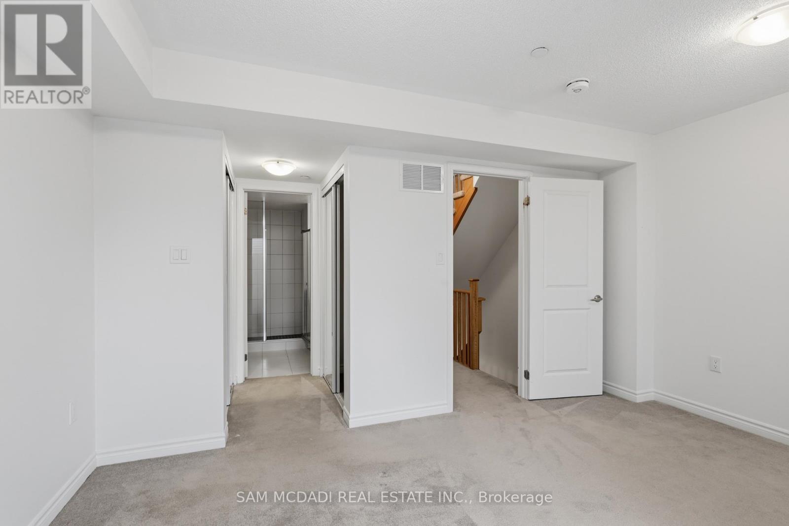 6 - 2285 Mcnab Lane Property Photo 21