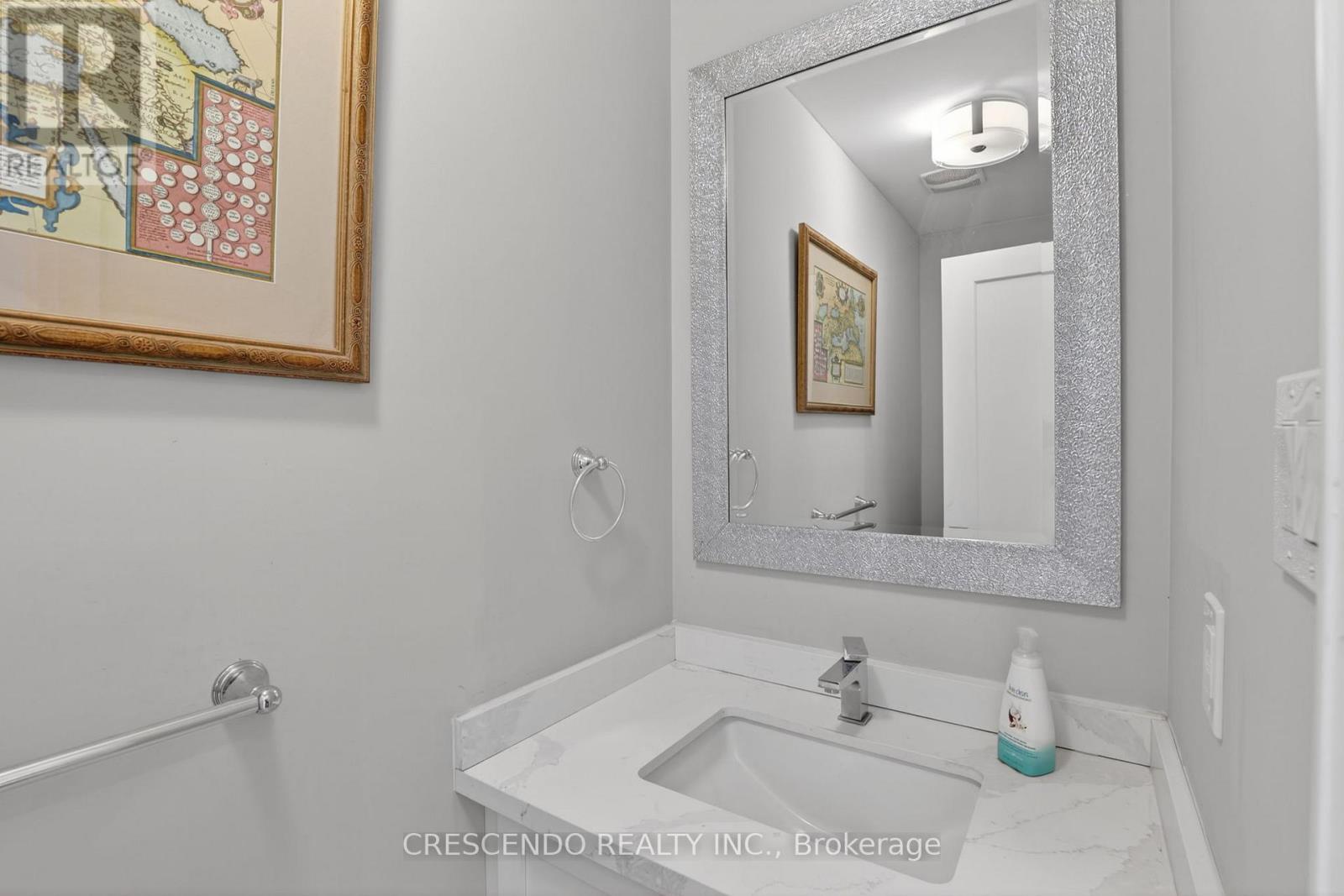 455 Rimilton Avenue Property Photo 13