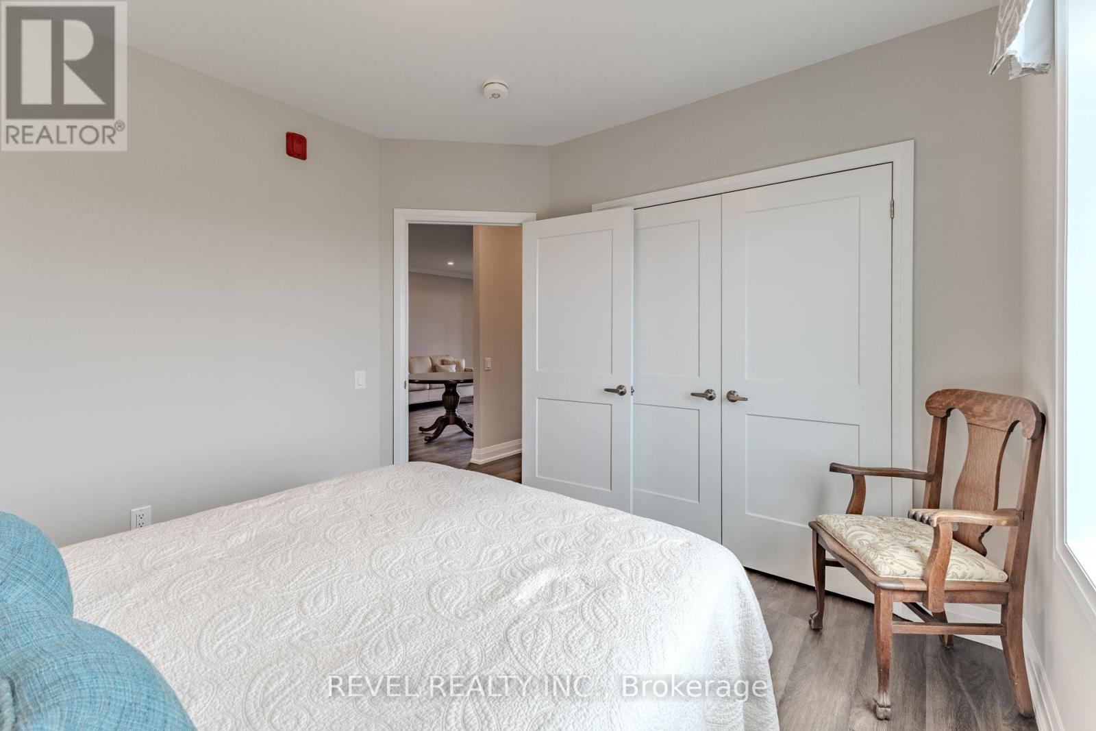 605 - 830 Megson Terrace Property Photo 8