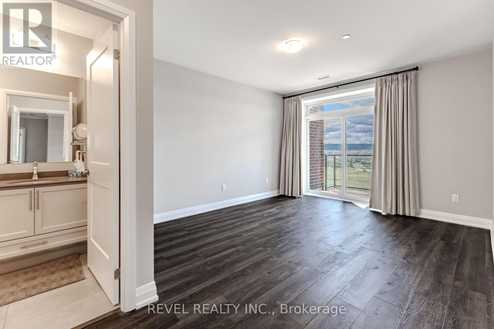 605 - 830 Megson Terrace Property Photo 12
