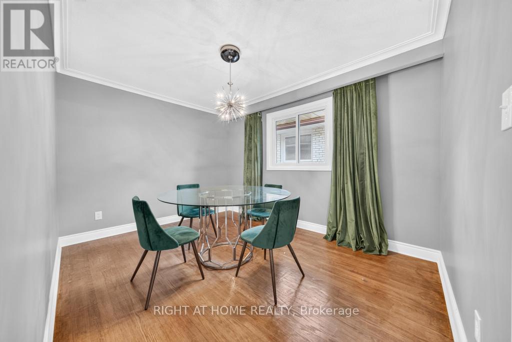 662 Montego Crescent Property Photo 15