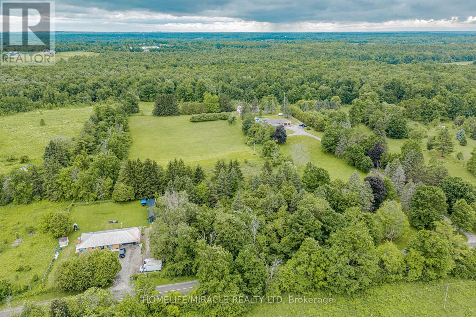 11948 Dublin Line Property Photo 3