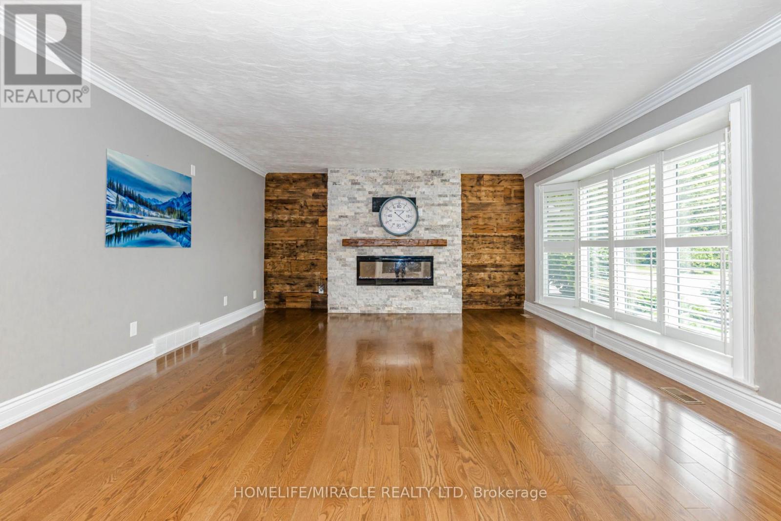 11948 Dublin Line Property Photo 12