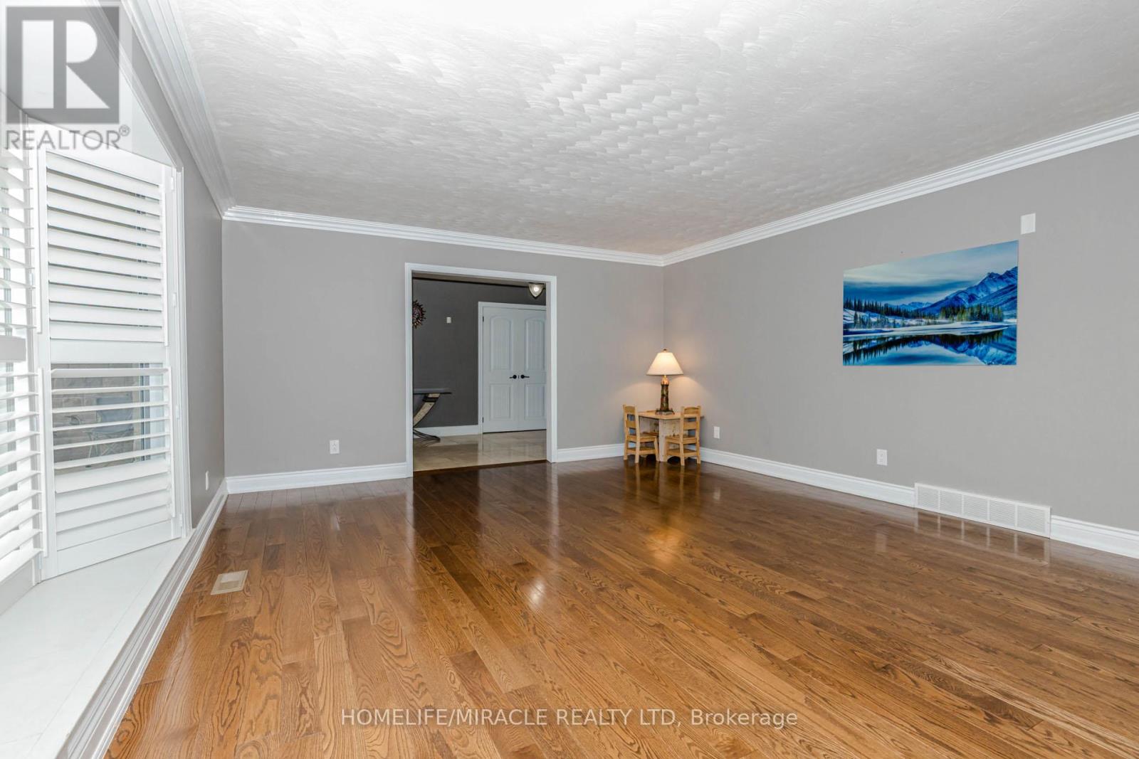 11948 Dublin Line Property Photo 13