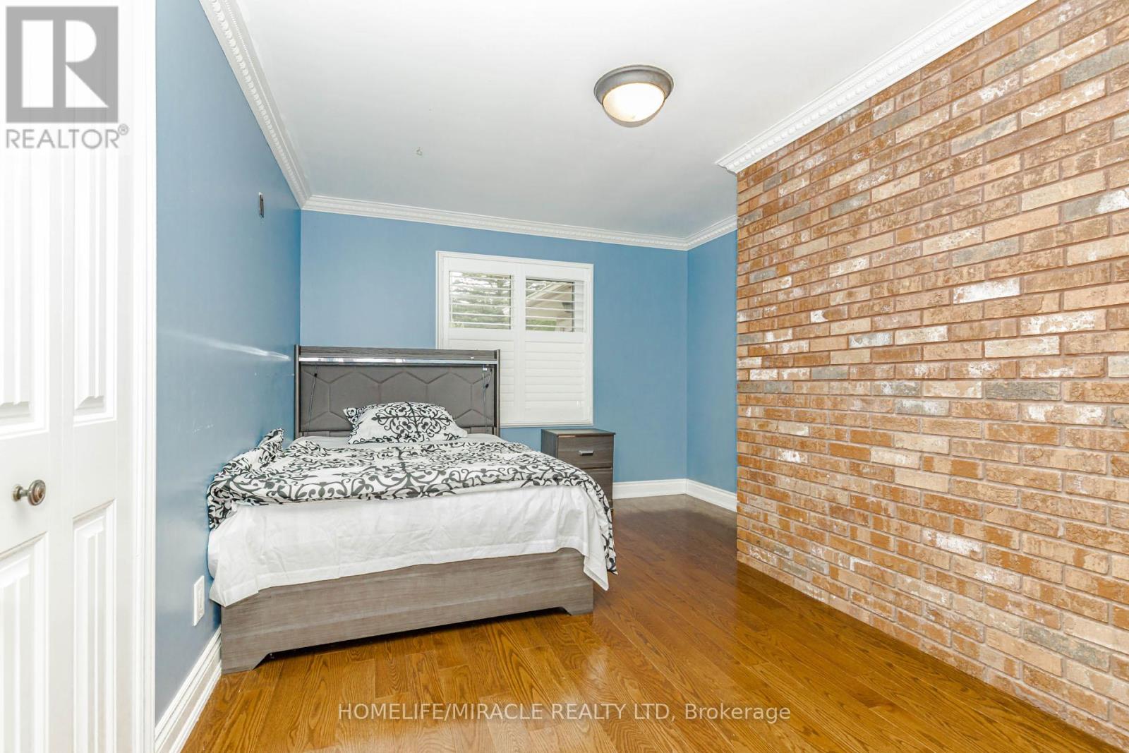11948 Dublin Line Property Photo 23