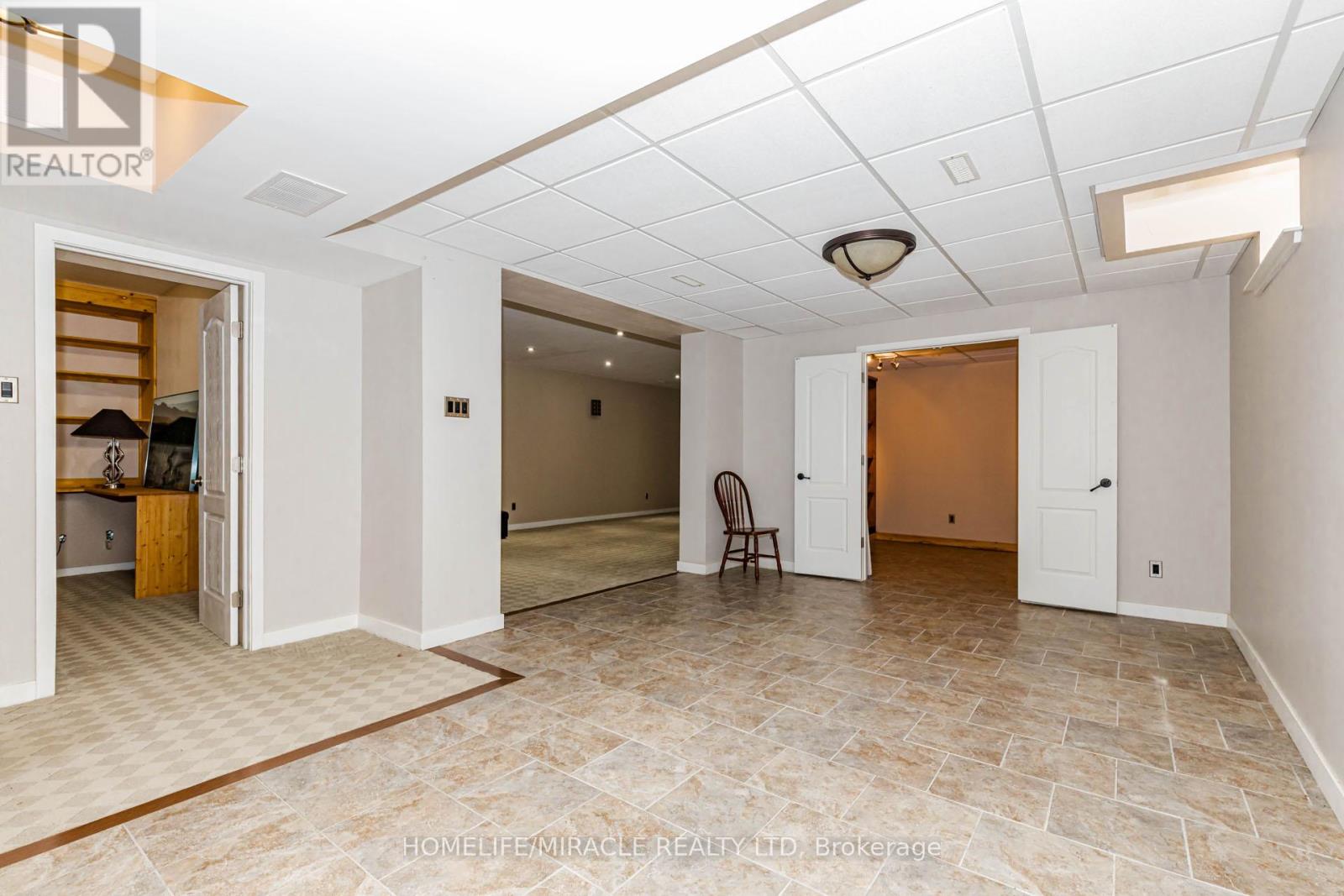 11948 Dublin Line Property Photo 32