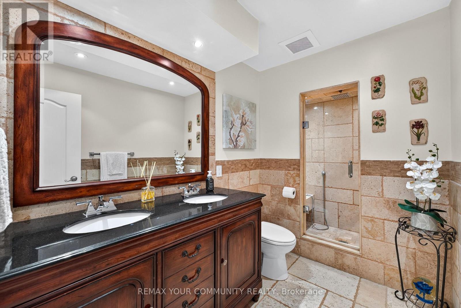 44 Pineridge Drive Property Photo 24
