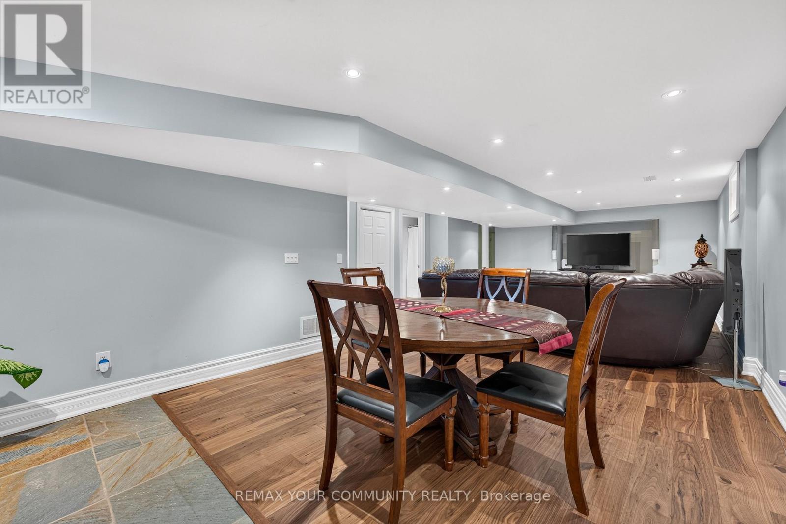 44 Pineridge Drive Property Photo 28