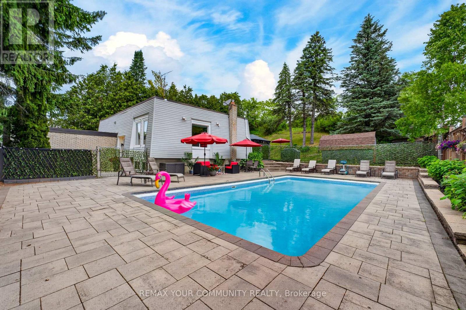 44 Pineridge Drive Property Photo 40