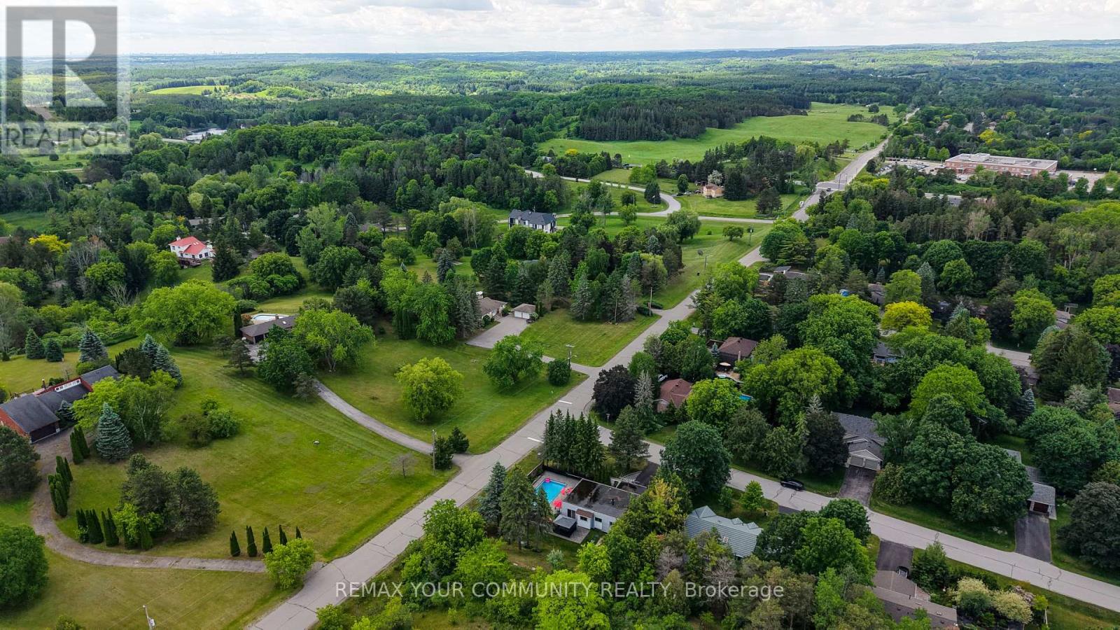44 Pineridge Drive Property Photo 44