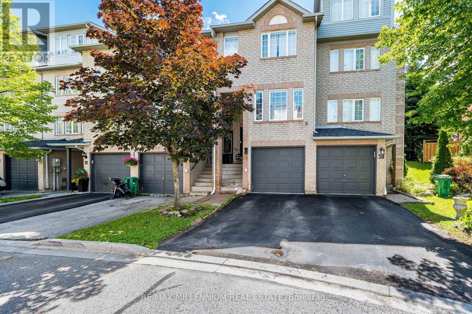 36 - 36 SPADINA ROAD Property Photo 1