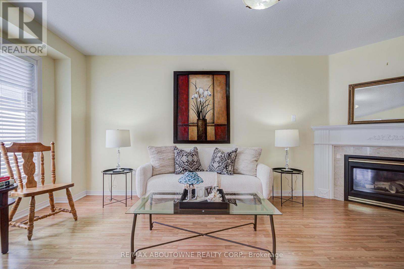5128 Falconcrest Drive Property Photo 12