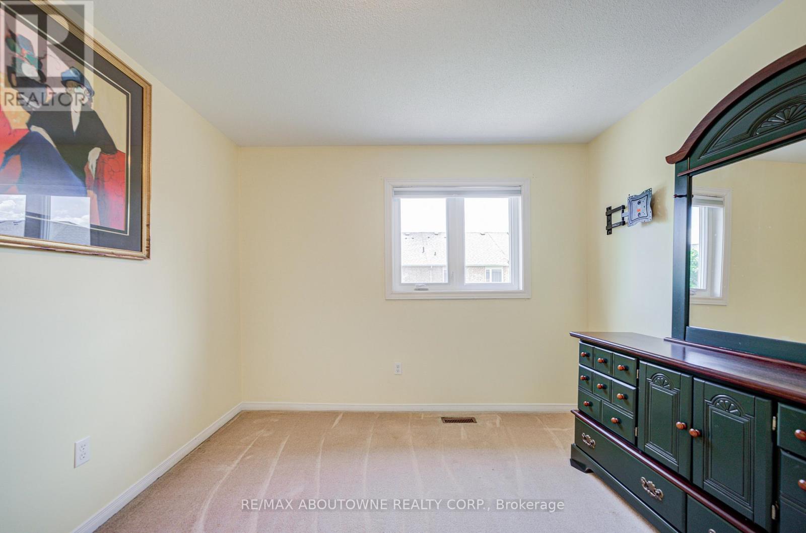 5128 Falconcrest Drive Property Photo 34