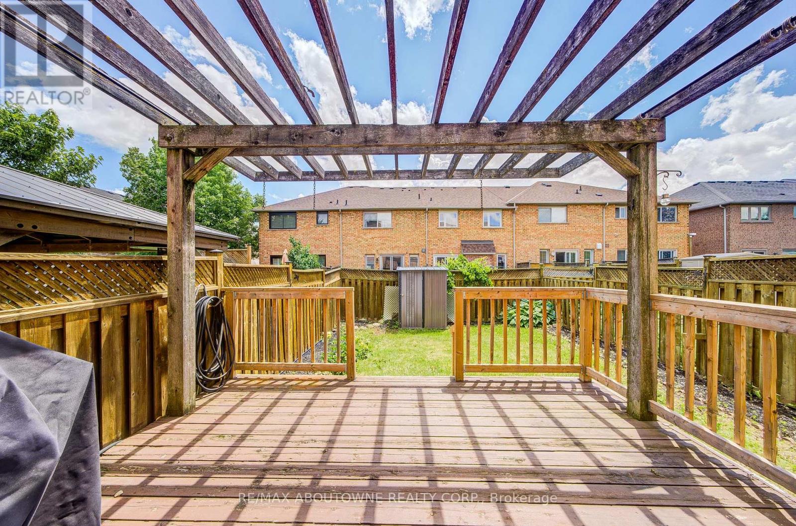 5128 Falconcrest Drive Property Photo 42