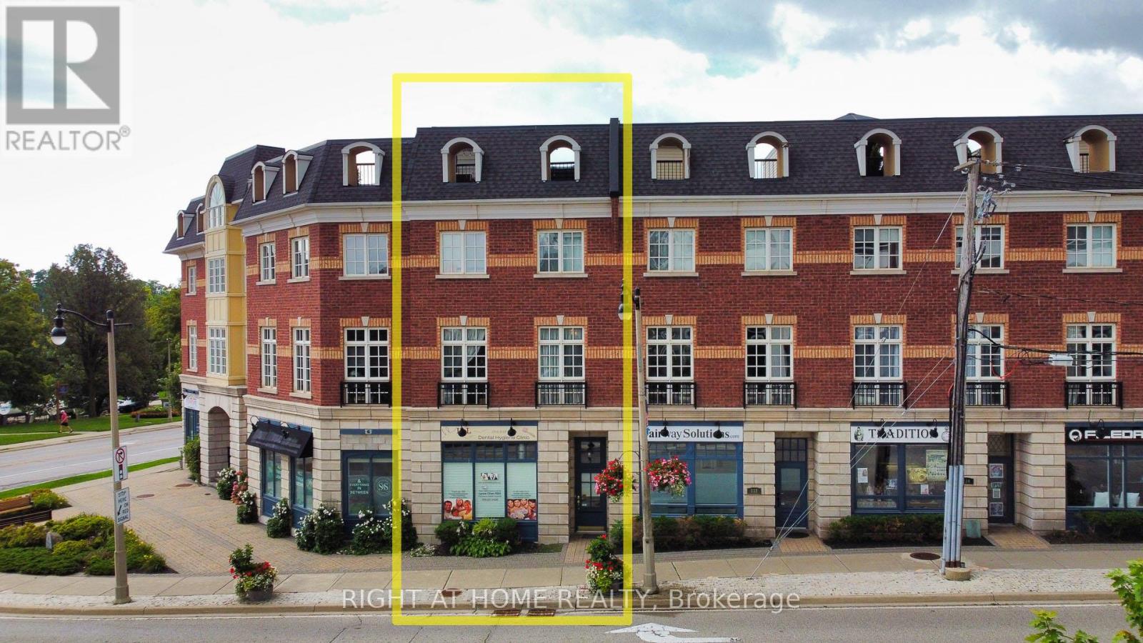 10 - 120 Bronte Road Property Photo 4