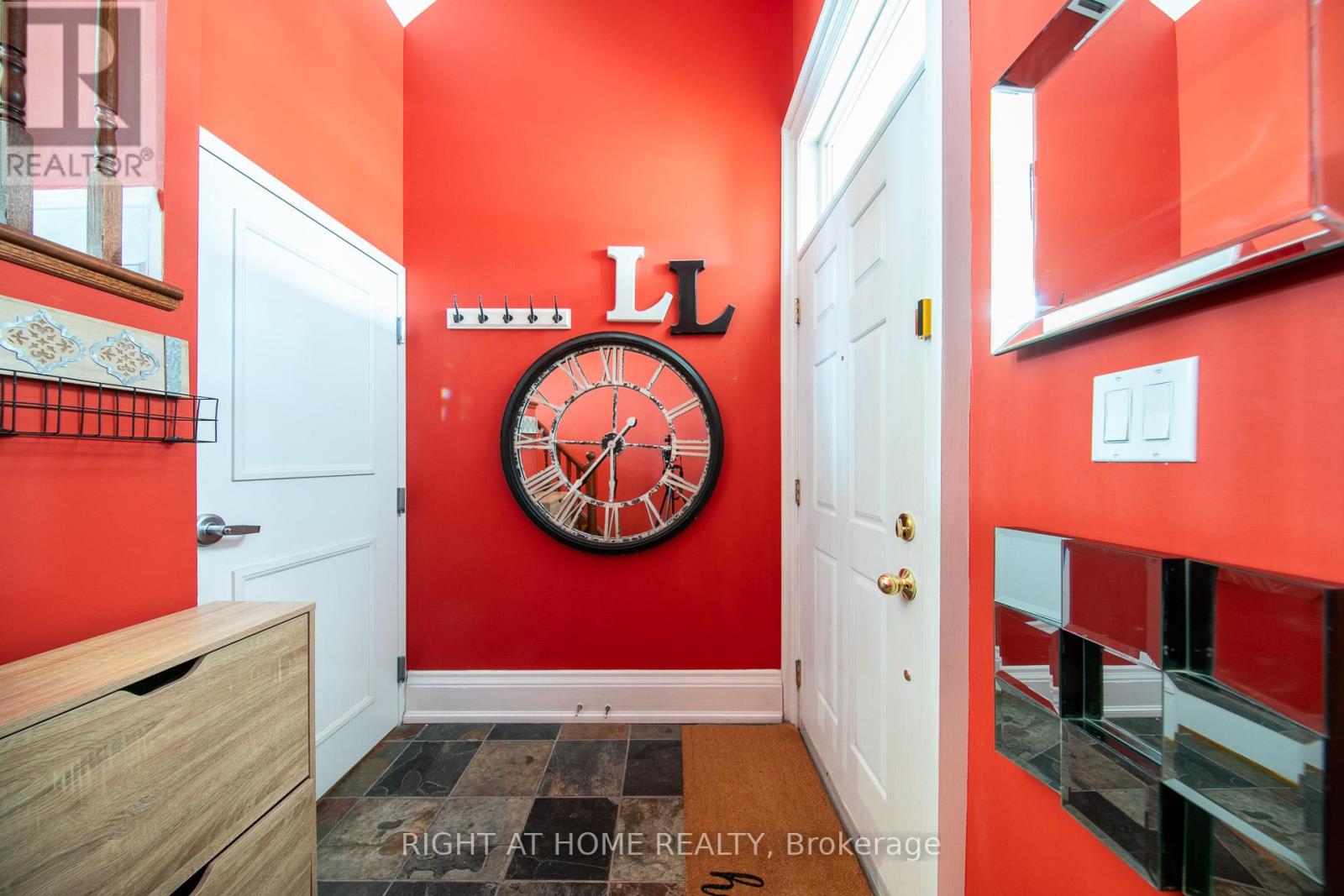 10 - 120 Bronte Road Property Photo 8