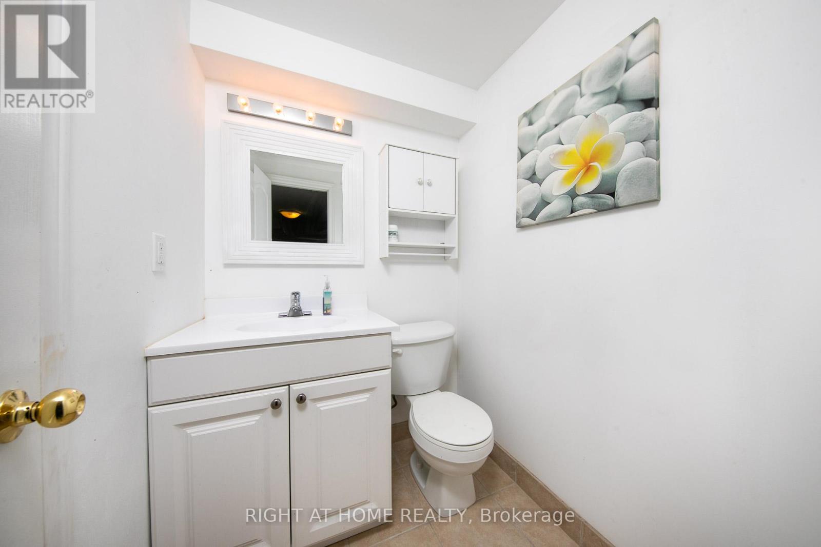 10 - 120 Bronte Road Property Photo 38