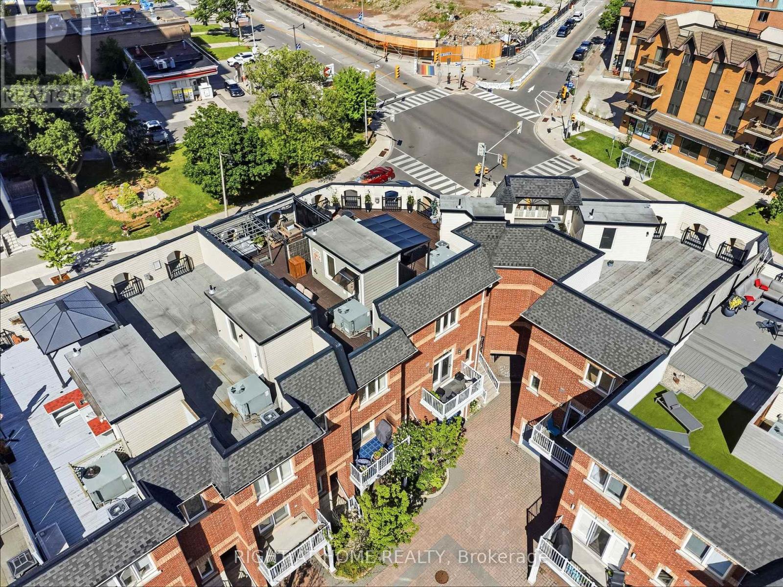 10 - 120 Bronte Road Property Photo 41