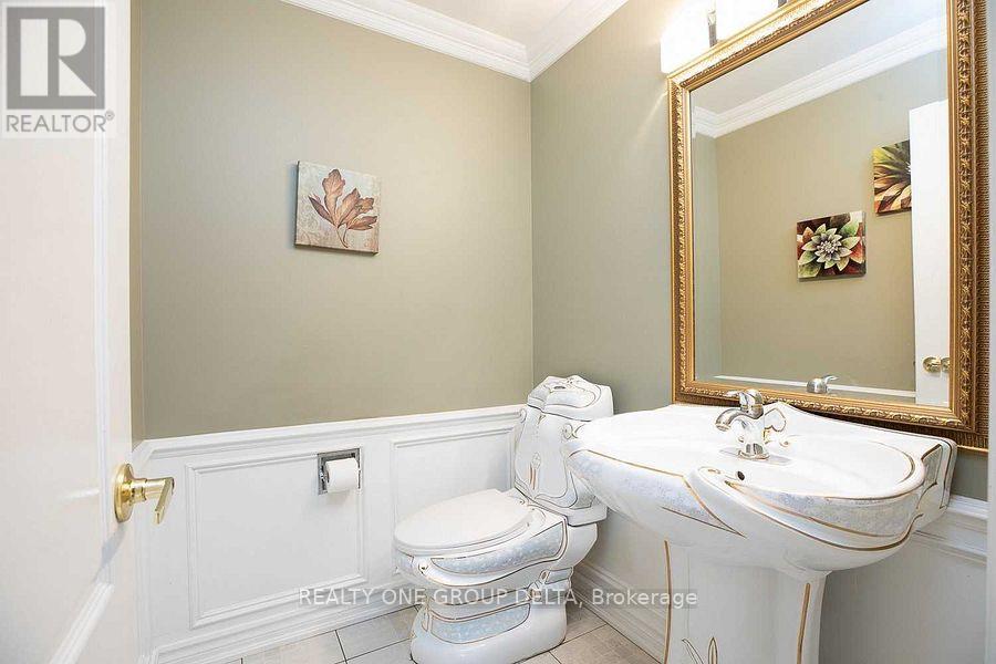 1918 Royal Credit Boulevard Property Photo 13