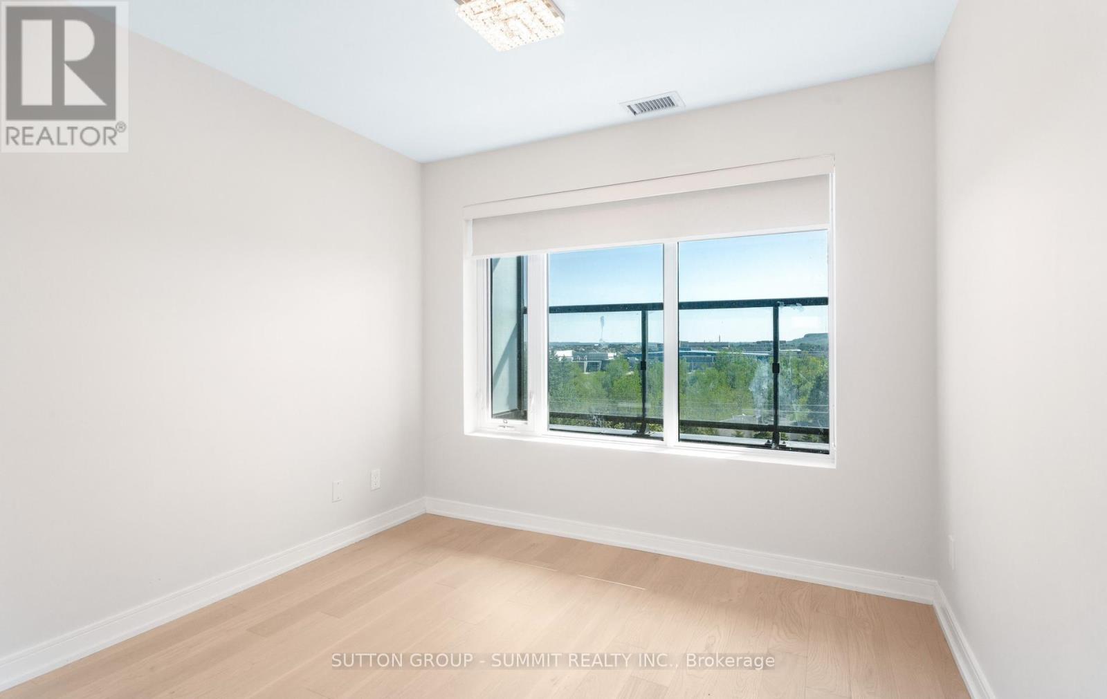 504 - 8010 Derry Road Property Photo 14