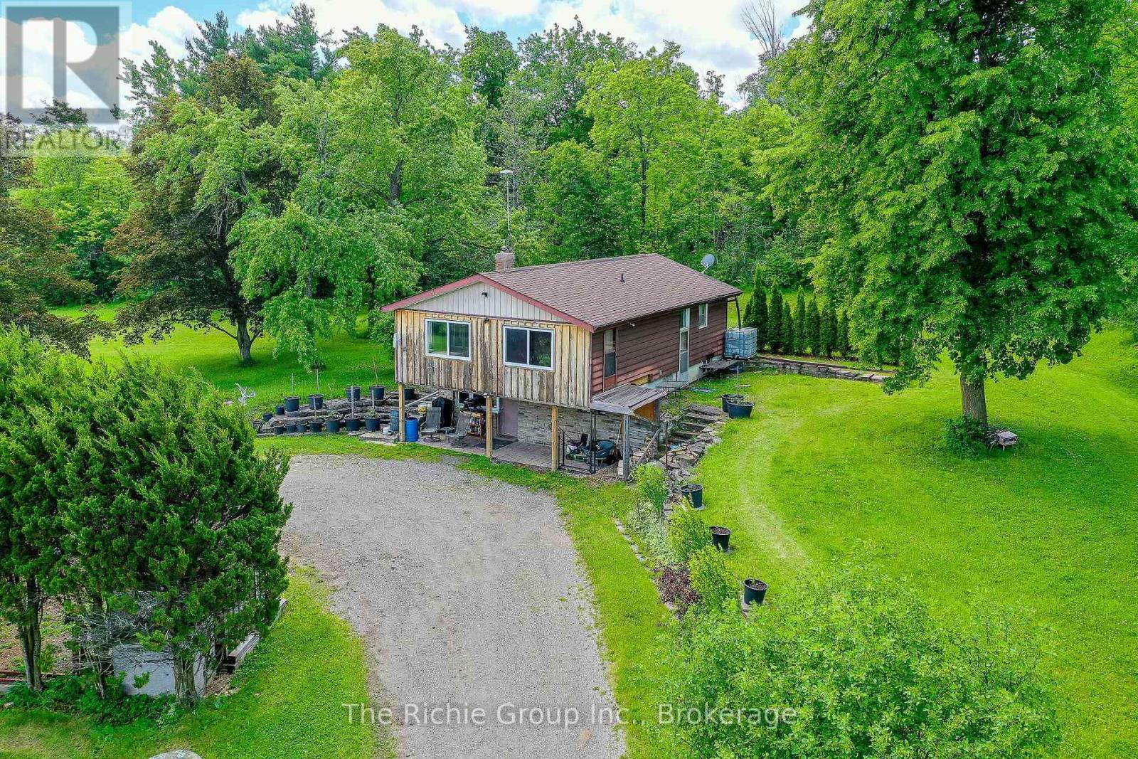 13494 Tenth Line Property Photo 7