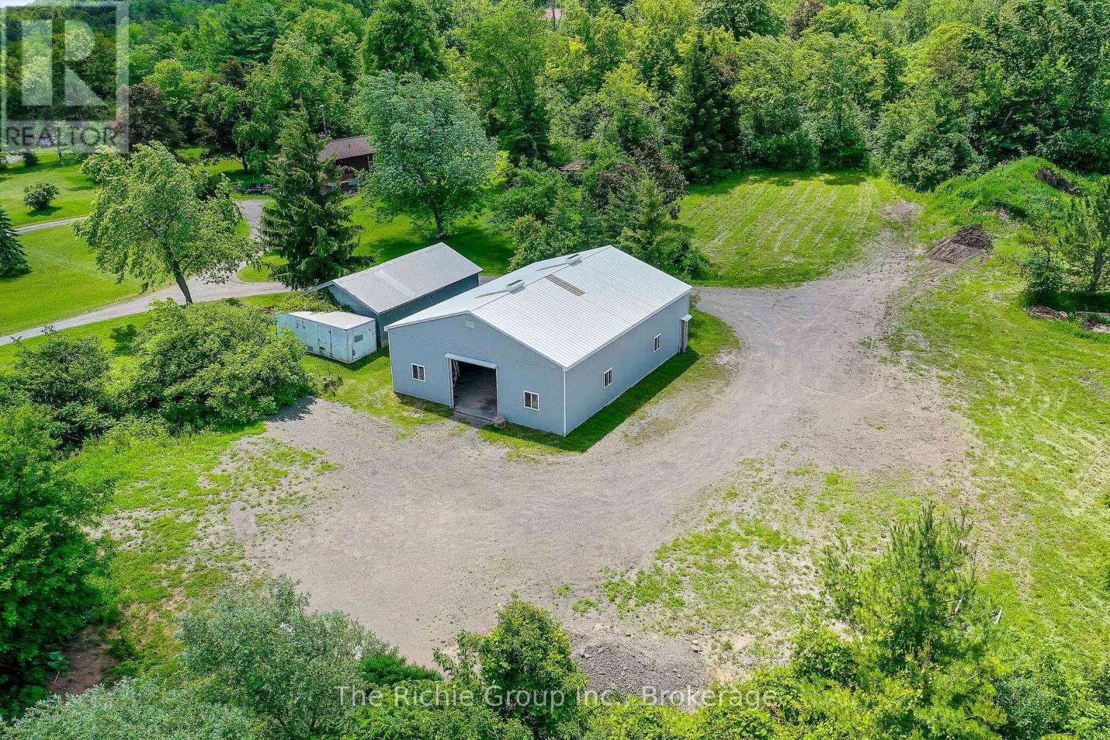 13494 Tenth Line Property Photo 8