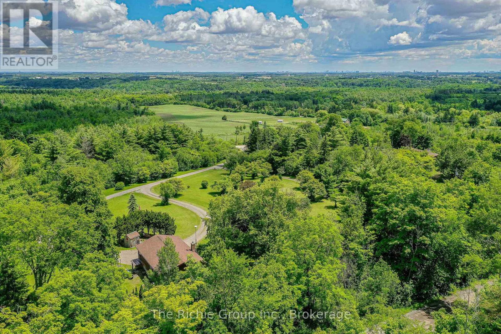 13494 Tenth Line Property Photo 13