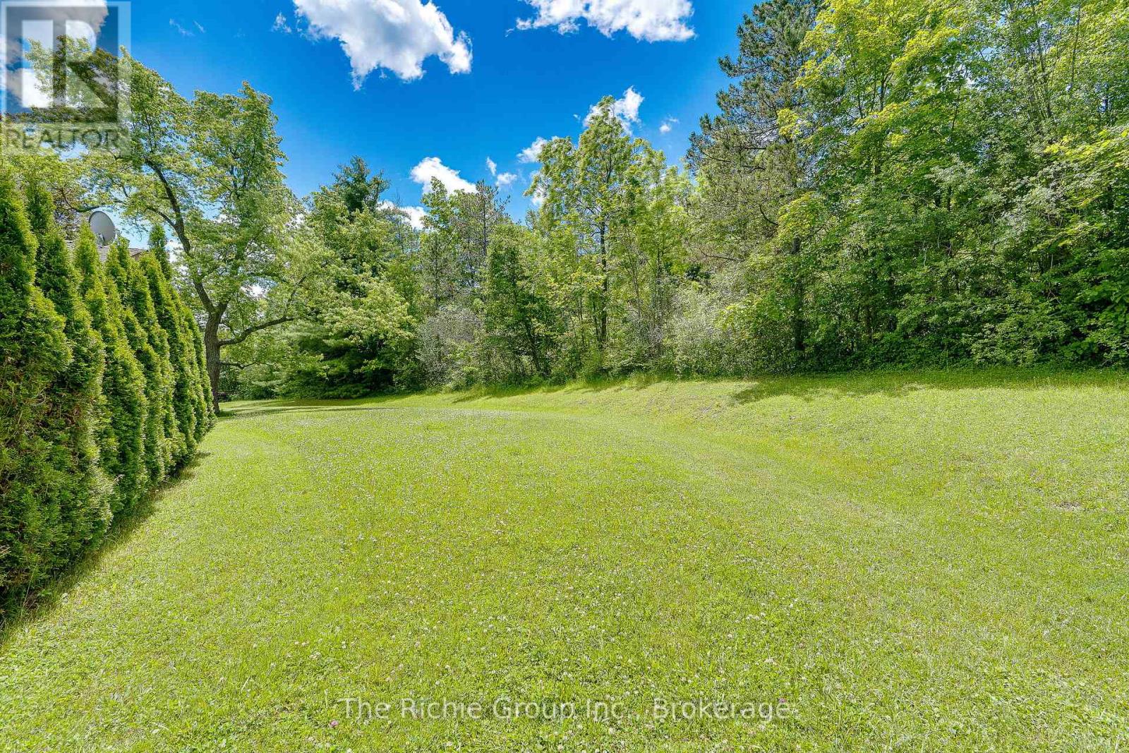 13494 Tenth Line Property Photo 15