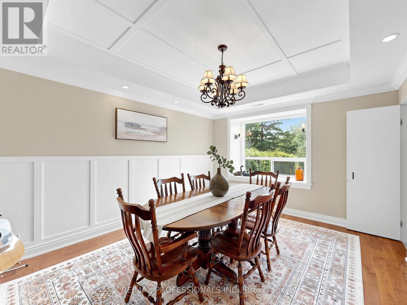 25 Waltham Drive Property Photo 5