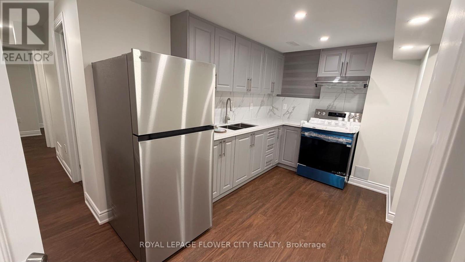 BASEMENT - 54 PEMBROOK STREET