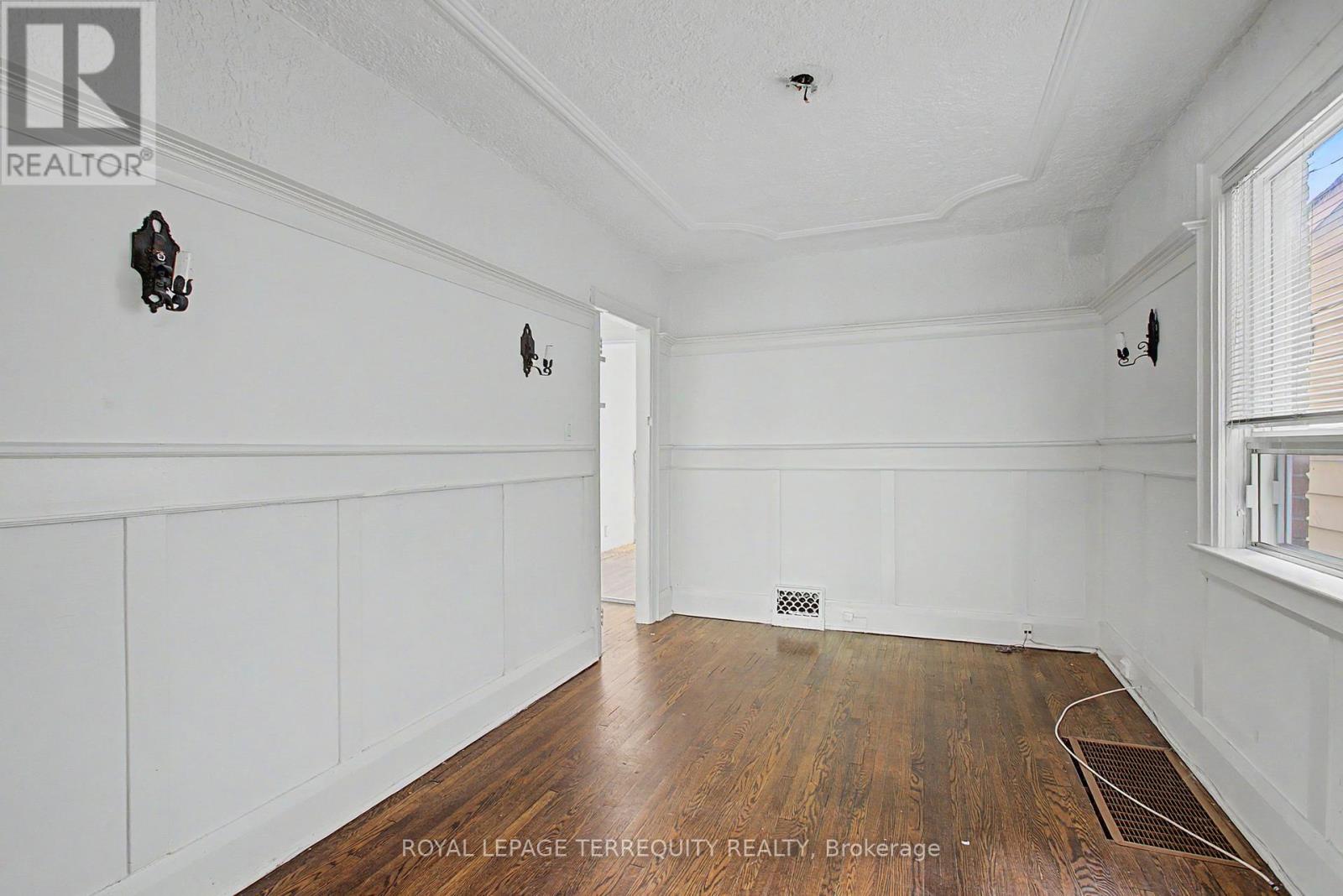 122 Ascot Avenue Property Photo 10