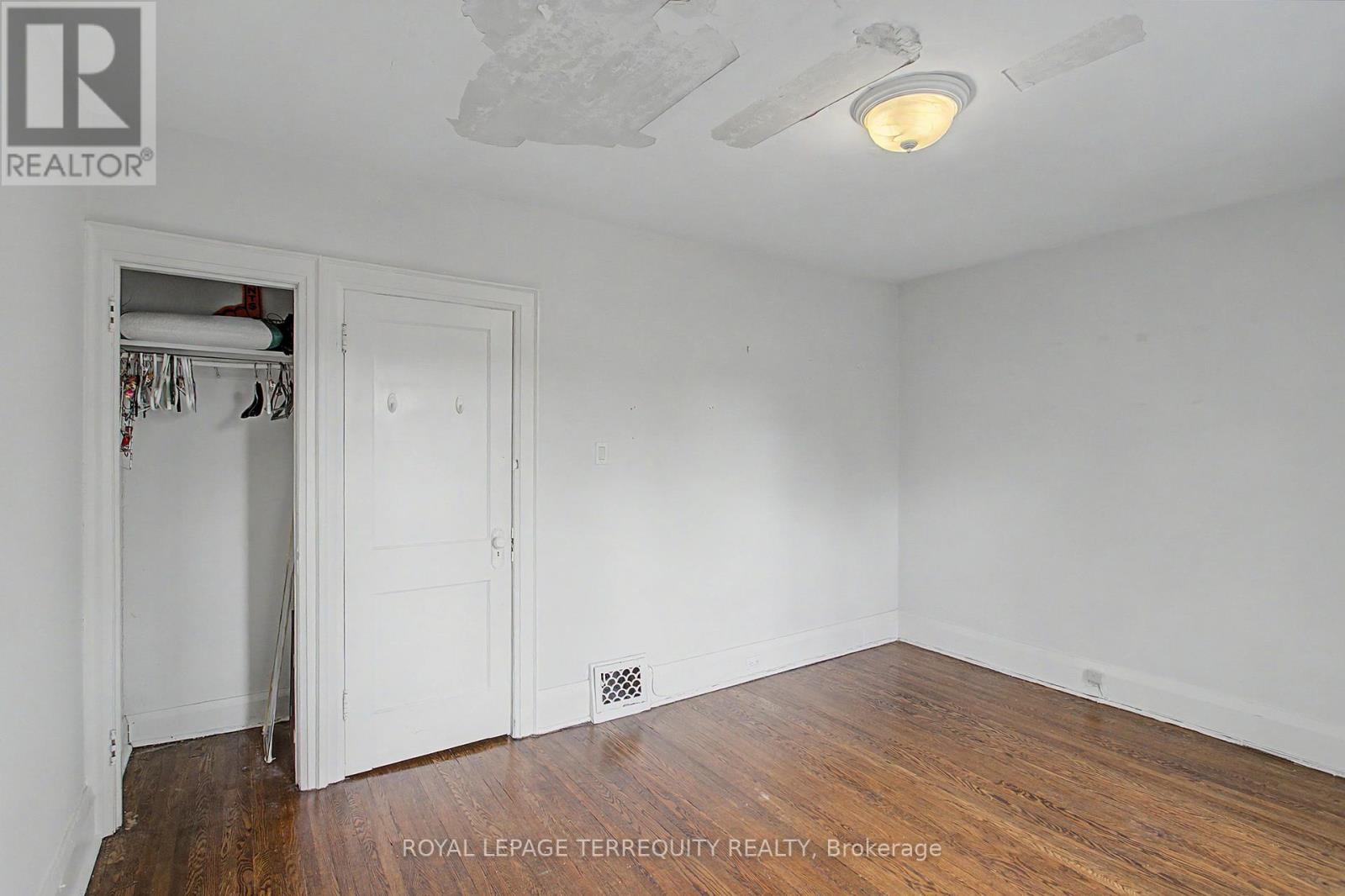 122 Ascot Avenue Property Photo 17
