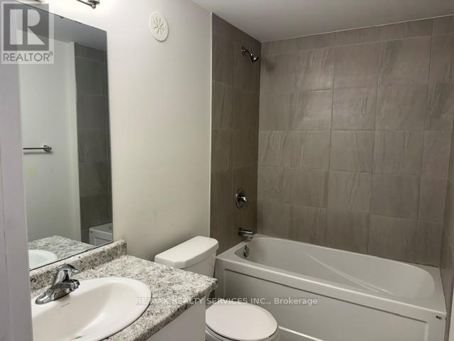 1 - 15 Fieldridge Crescent Property Photo 11