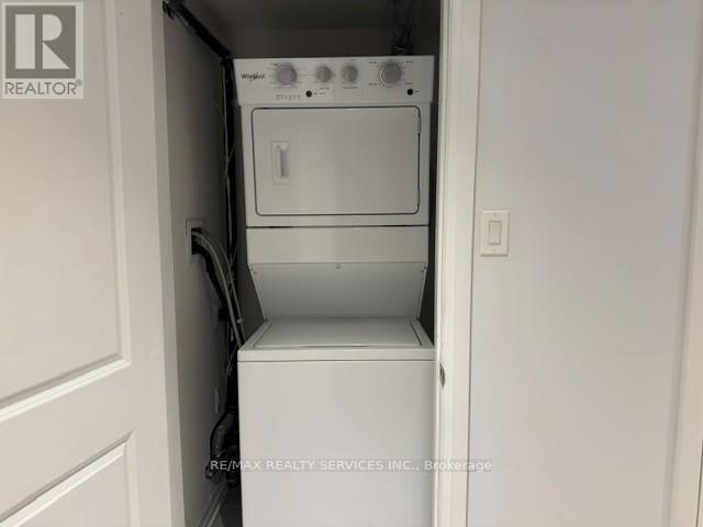 1 - 15 Fieldridge Crescent Property Photo 14