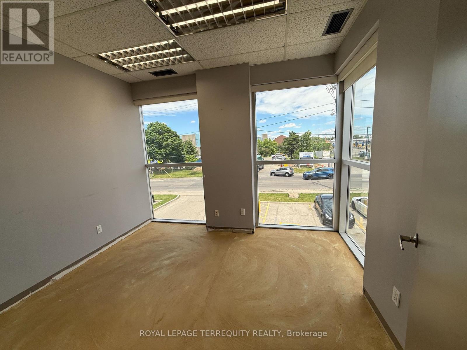 A - 85 Ingram Drive Property Photo 2