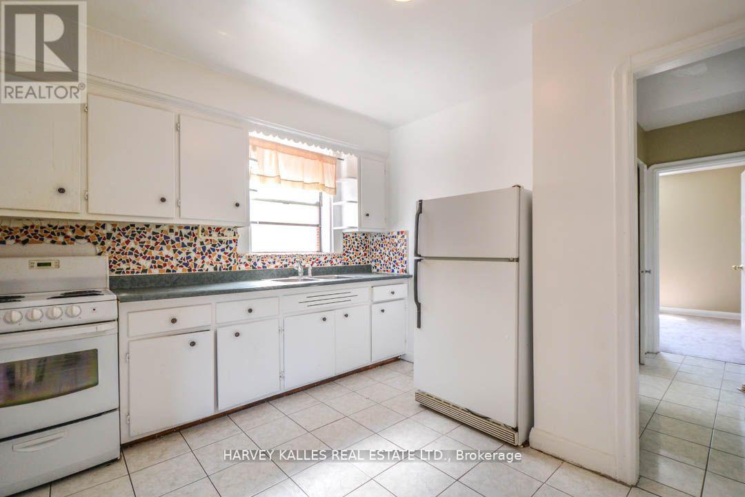 90 Trethewey Drive Property Photo 5