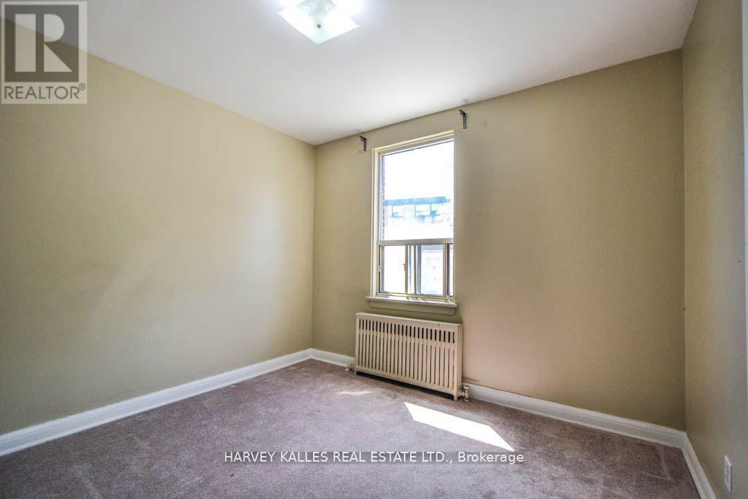 90 Trethewey Drive Property Photo 8